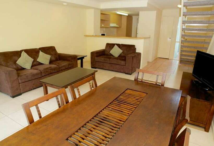 Отель Sailfish Cove