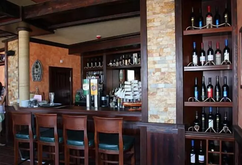 فندق Sunny Bay Pomorie