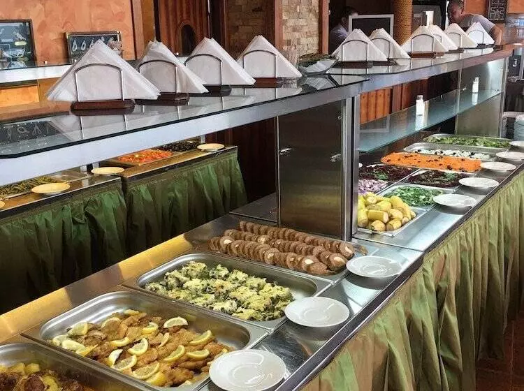 فندق Sunny Bay Pomorie