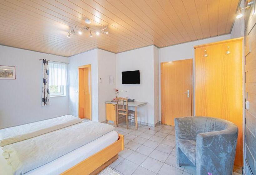 בית מלון כפרי Ulftaler Schenke