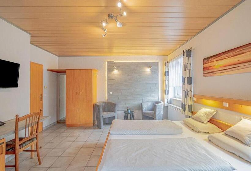 בית מלון כפרי Ulftaler Schenke