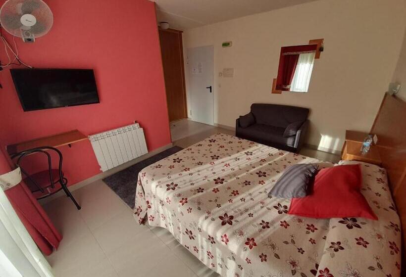 Отель Valdoviño