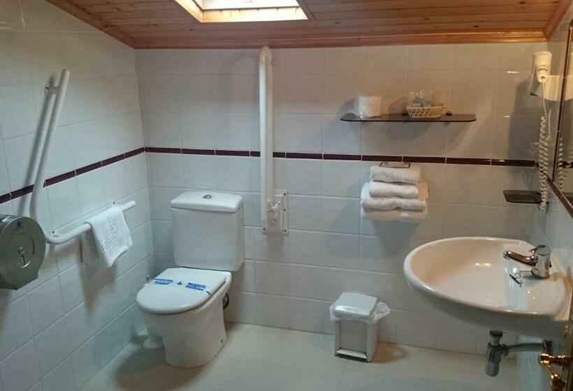 Отель Valdoviño