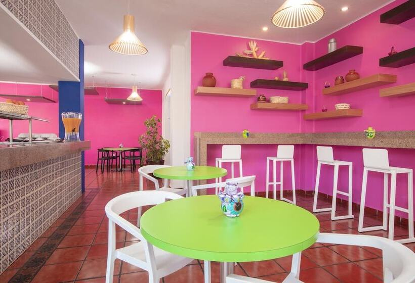 فندق Vista Express Morelia By Arriva Hospitality Group