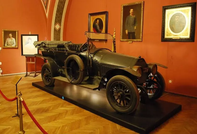 مُتل Istanbul Golden Horn