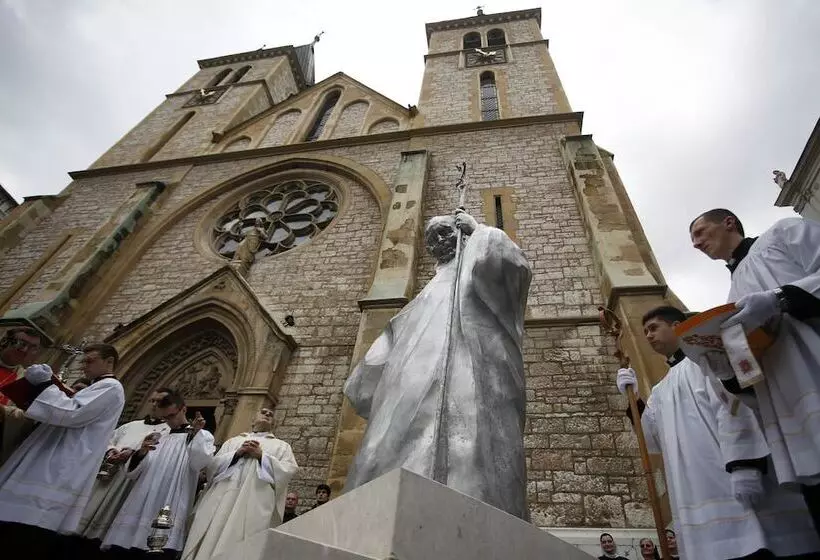مُتل Istanbul Golden Horn