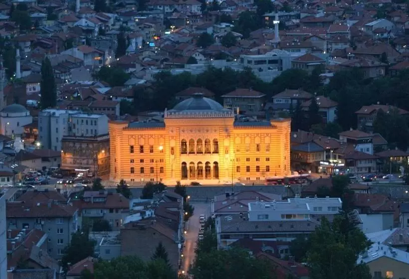 مُتل Istanbul Golden Horn