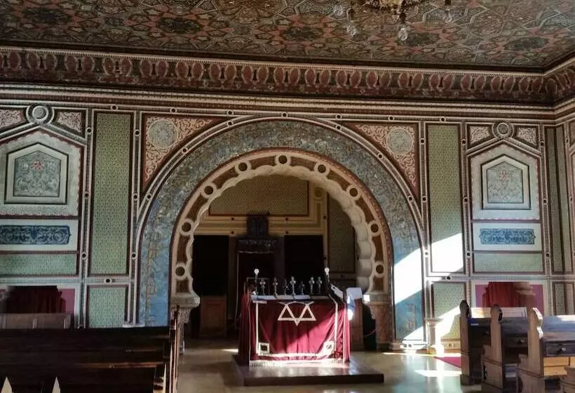 مُتل Istanbul Golden Horn