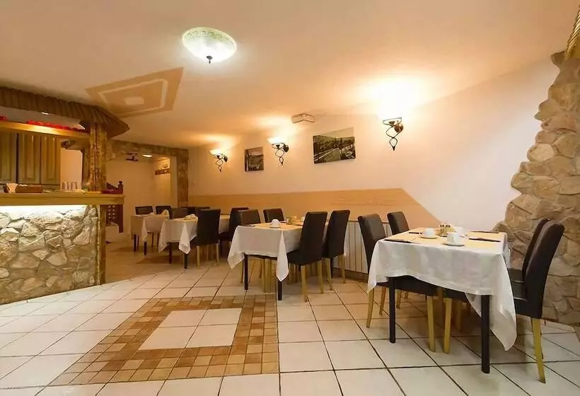 مُتل Istanbul Golden Horn