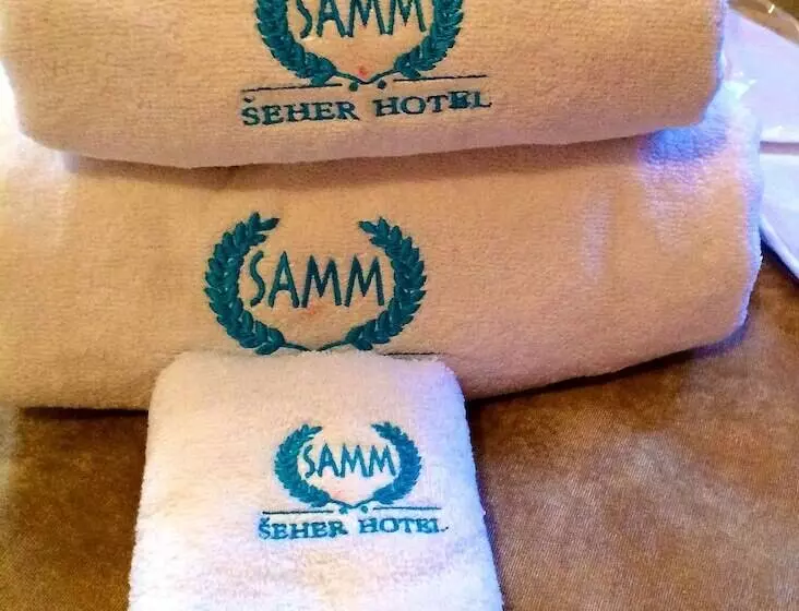 مُتل Istanbul Golden Horn