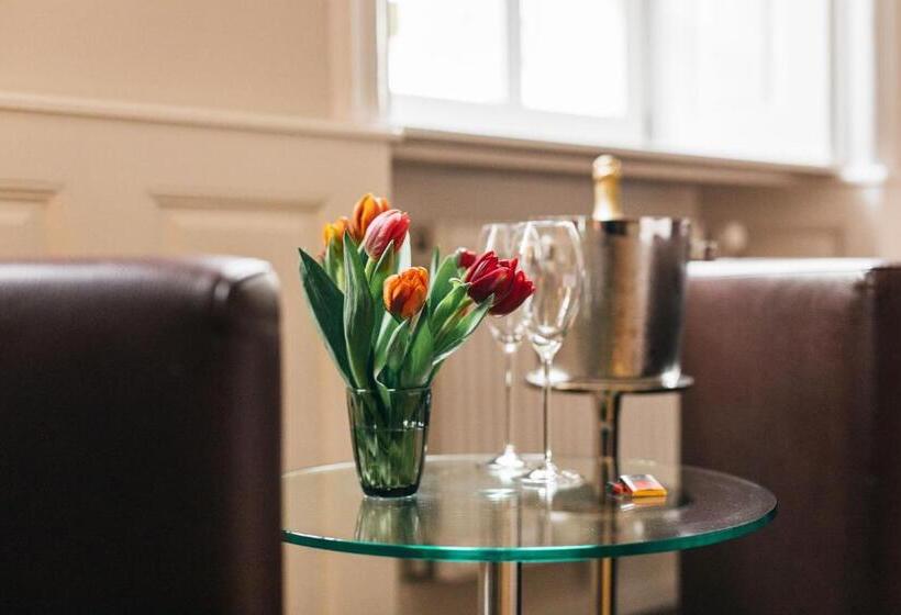 בית מלון כפרי Amtshaus Freinsheim