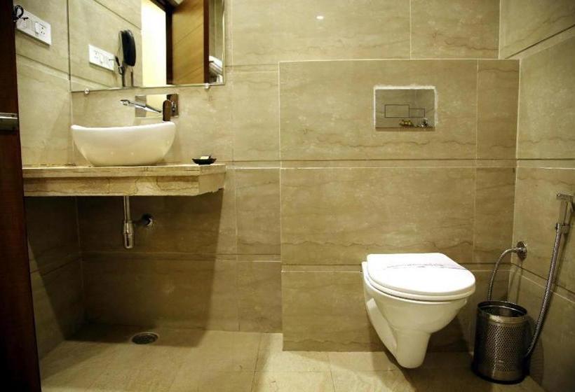 酒店 Sallow Royal Suites