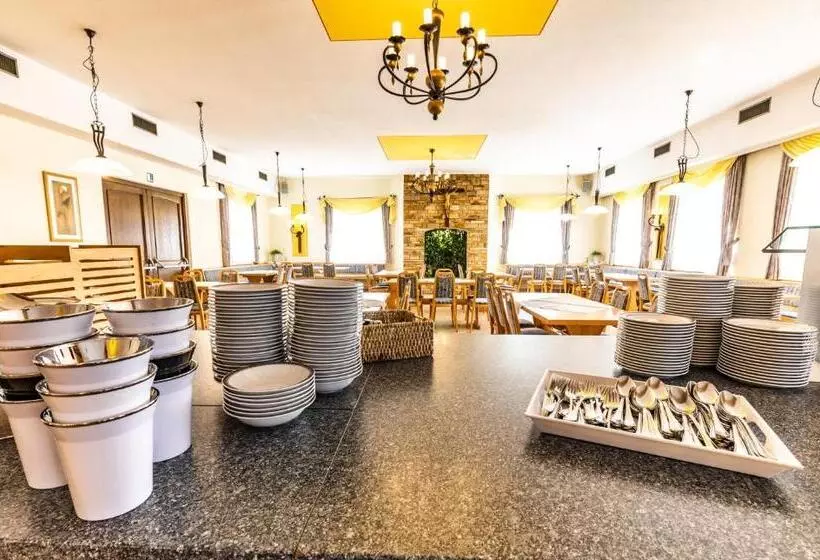 Hotelli Gasthof Pension Post