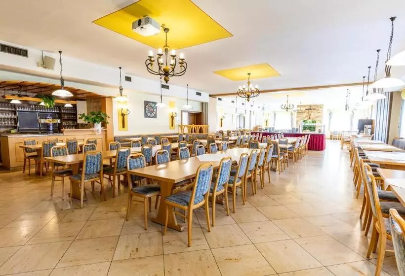 Hotelli Gasthof Pension Post