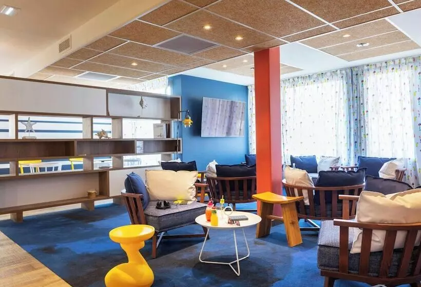 ホテル Ibis Styles Thonon Les Bains