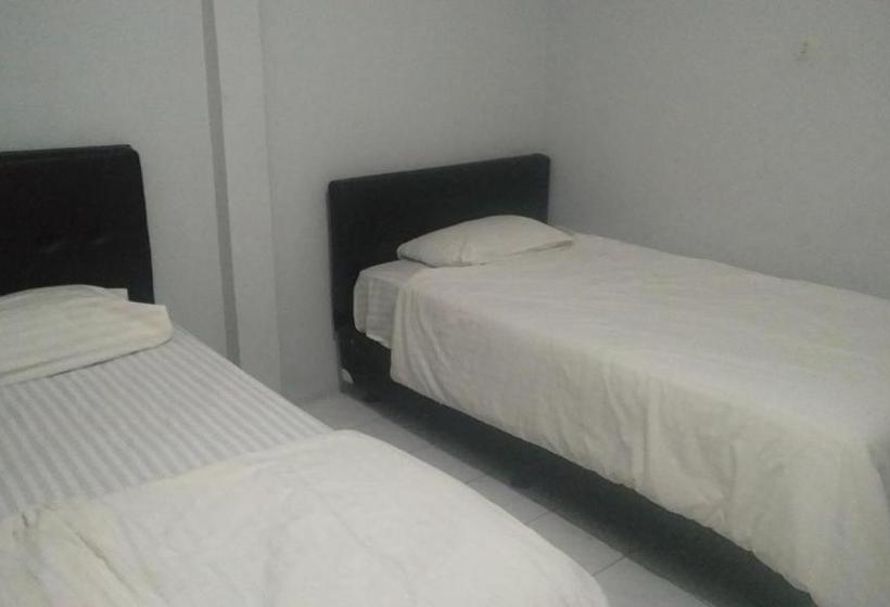 בית מלון כפרי Koolkost Near Metro Trade Center Bandung