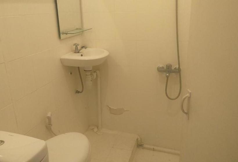 בית מלון כפרי Koolkost Near Metro Trade Center Bandung