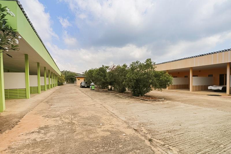 בית מלון כפרי Oyo 75392 Phachuen Resort