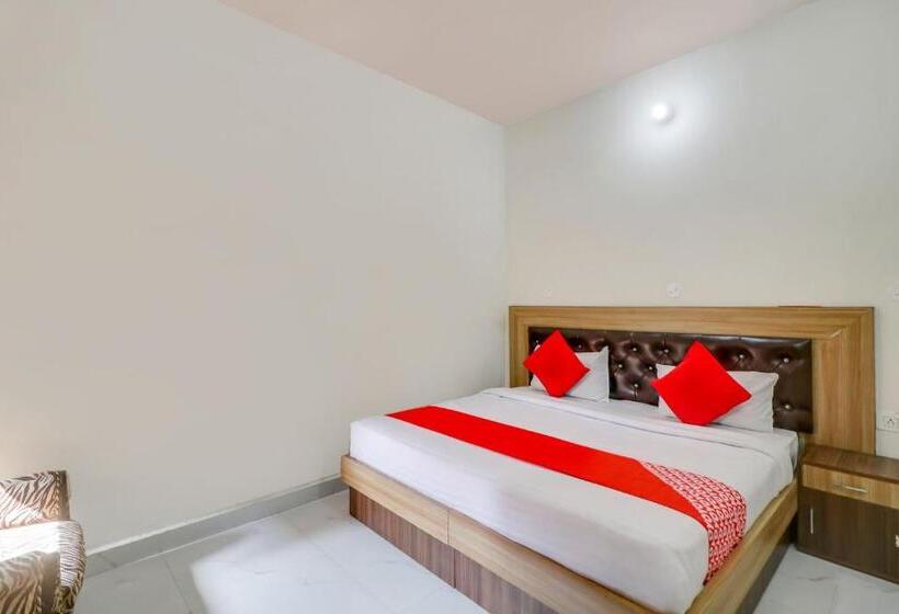 Отель Oyo 78481 Deshwal