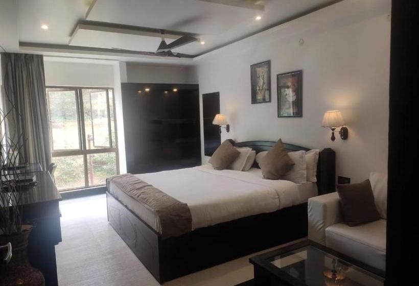 ホテル Sapphire Shillong