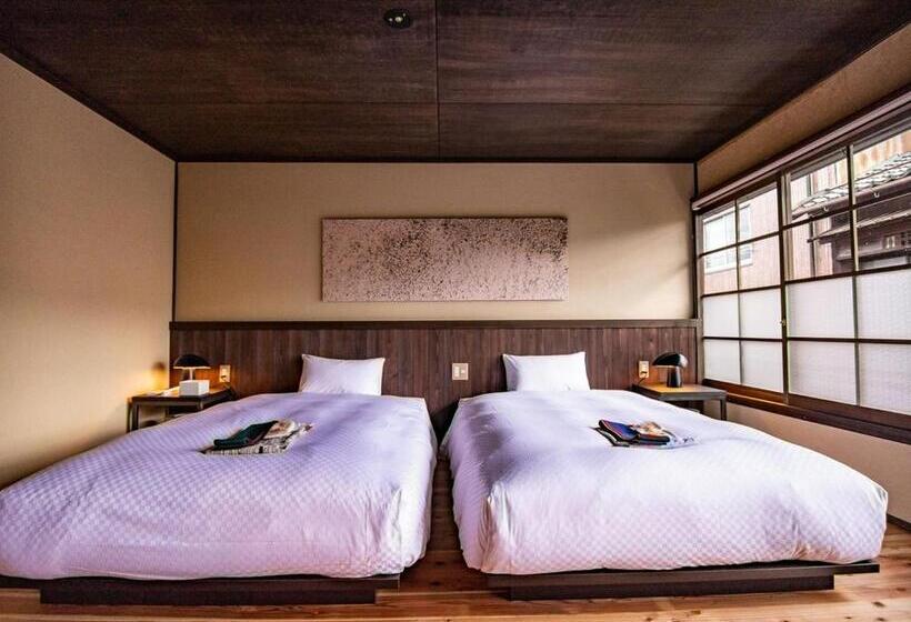 Nipponia Hotel Ozu Castle Town