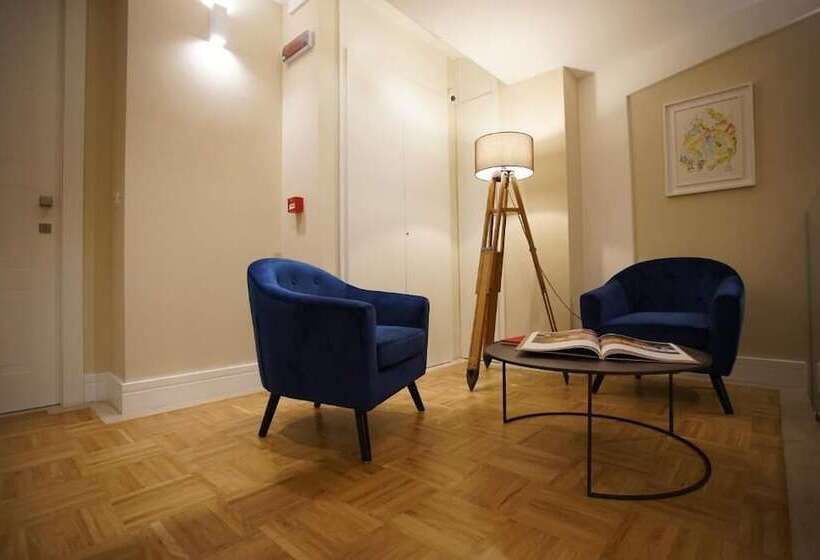 Pensió Palazzo Bibbi   Rooms To Live