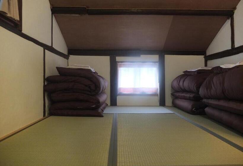 Pensão Yomogi Guesthouse