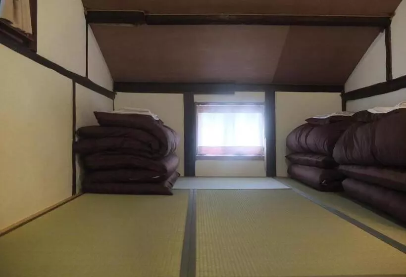 ペンション Yomogi Guesthouse