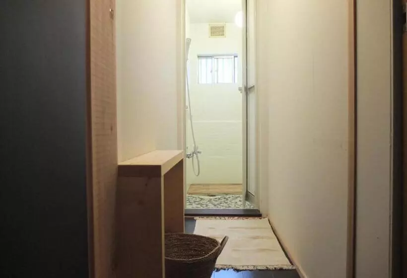 ペンション Yomogi Guesthouse