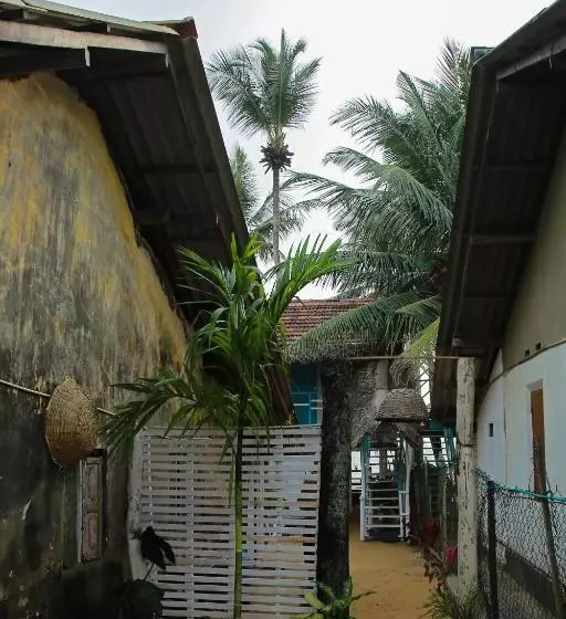 تختخواب و صبحانه Brother's Beach Home