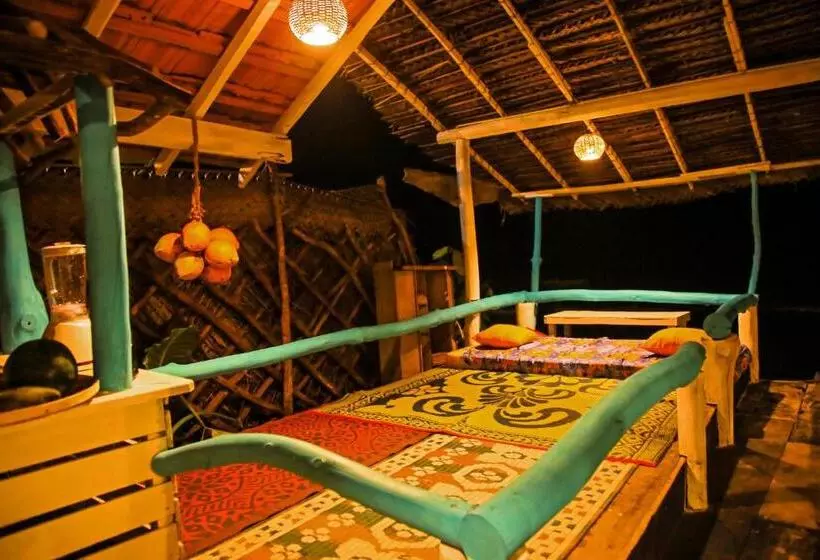 تختخواب و صبحانه Brother's Beach Home