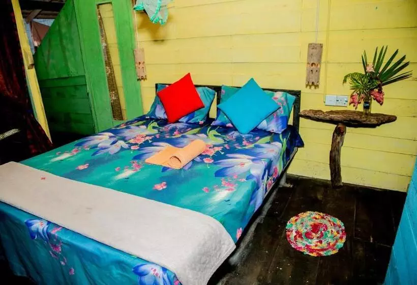 تختخواب و صبحانه Brother's Beach Home