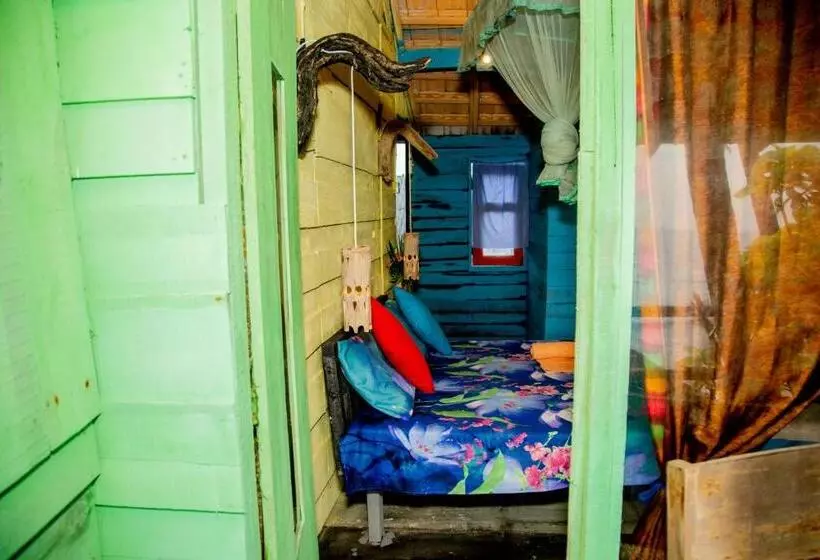 تختخواب و صبحانه Brother's Beach Home