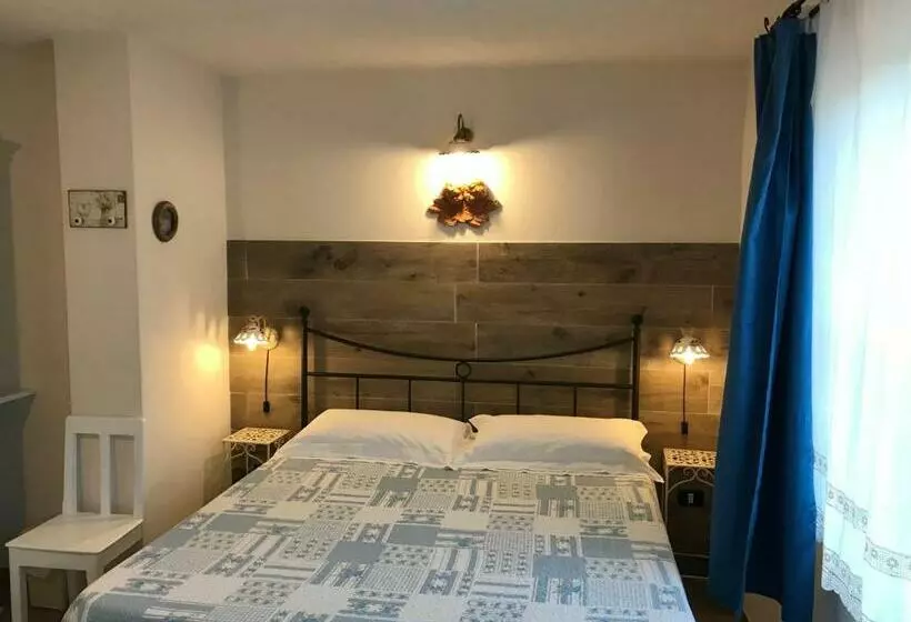 تختخواب و صبحانه Casale Degli Angeli