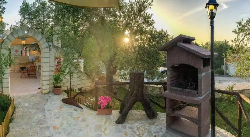تختخواب و صبحانه Casale Degli Angeli