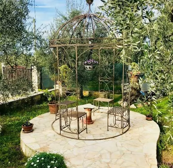 تختخواب و صبحانه Casale Degli Angeli