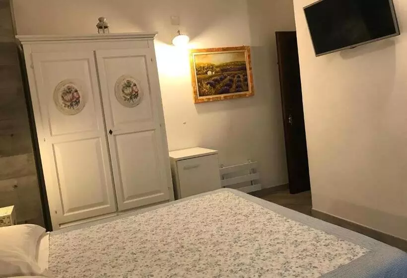تختخواب و صبحانه Casale Degli Angeli