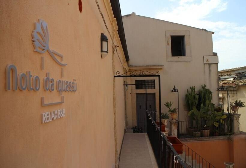 Noto Da Quassù Relax B&b