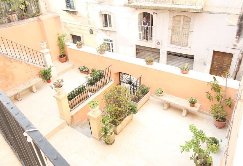 Noto Da Quassù Relax B&b