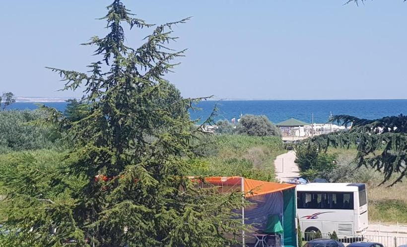 בית מלון כפרי Dsk