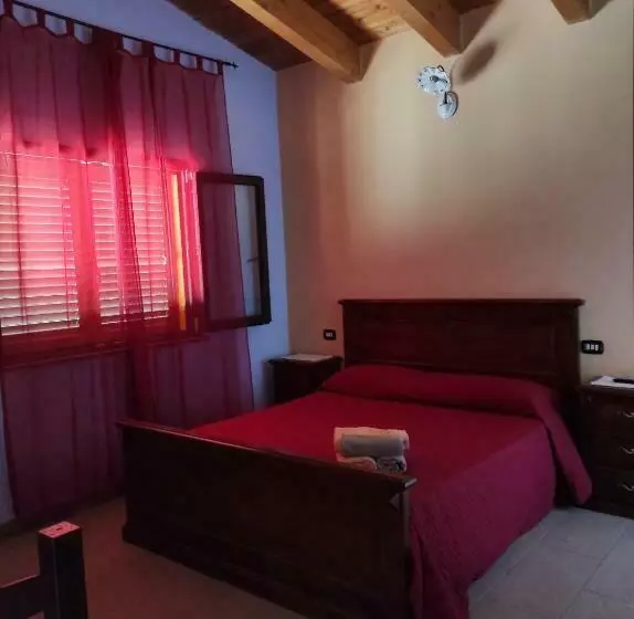 Hotelli Il Cardoncello