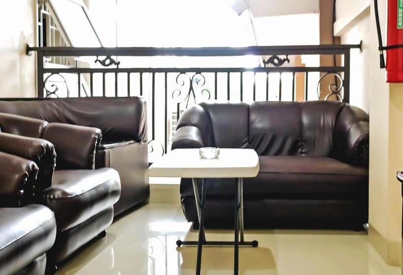 Отель Fazarel Residence Syariah