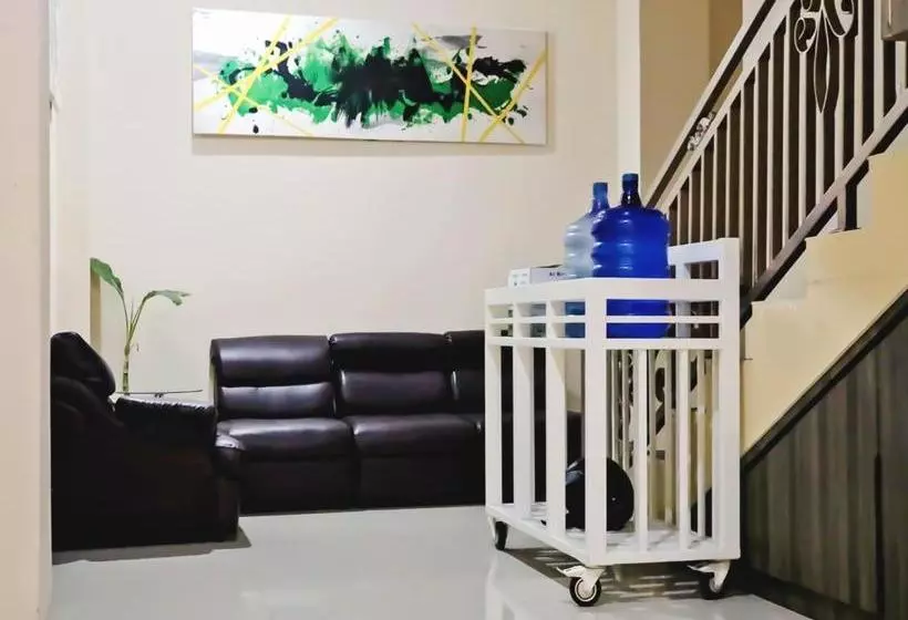 هتل Fazarel Residence Syariah