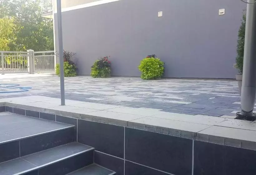پانسیون Guest House Boska