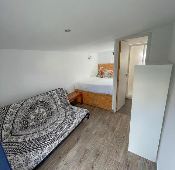 פנסיון Loredo Surf House