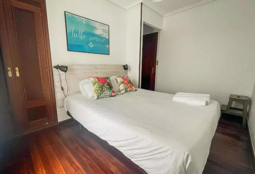 پانسیون Loredo Surf House