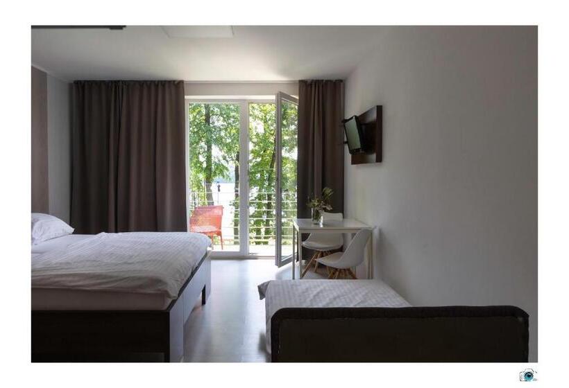 펜션 Penziony Gaudeo