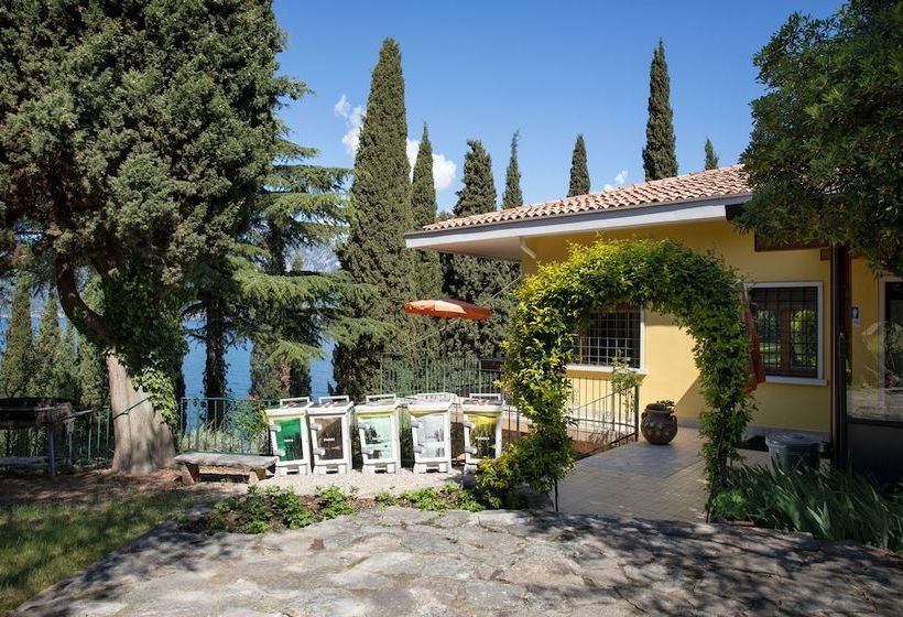 Nocleg ze śniadaniem Appartamenti Le Dimore Con Vista Lago