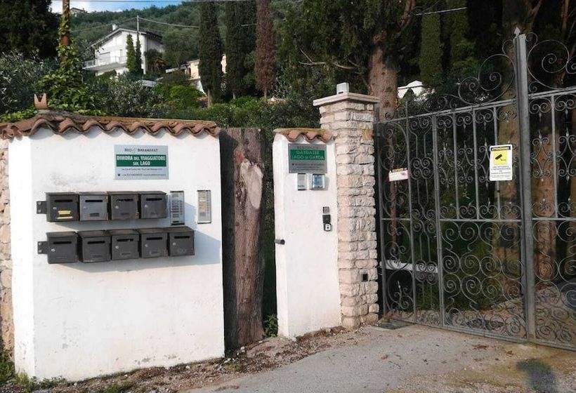 Nocleg ze śniadaniem Appartamenti Le Dimore Con Vista Lago