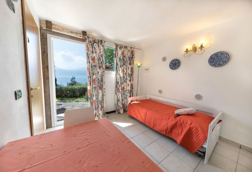 Nocleg ze śniadaniem Appartamenti Le Dimore Con Vista Lago